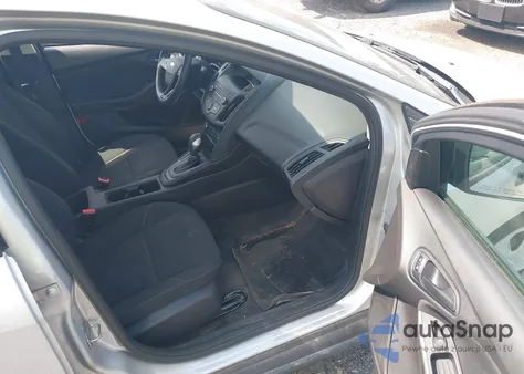 2018 Ford Focus S из США, поврежденный, VIN 1FADP3E21JL298542